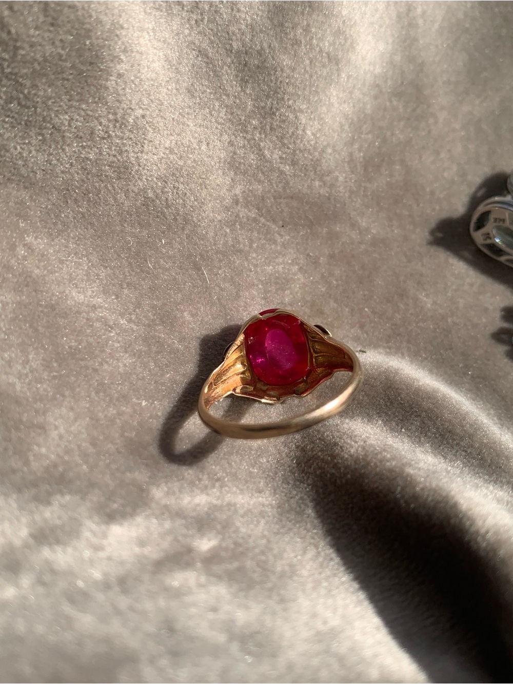 10k vintage ruby ring - Picture 7 of 11